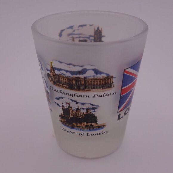 London House of Parliament Tower Bridge Buckingham Palace Smoked Shot Glass - Picture 2 of 9